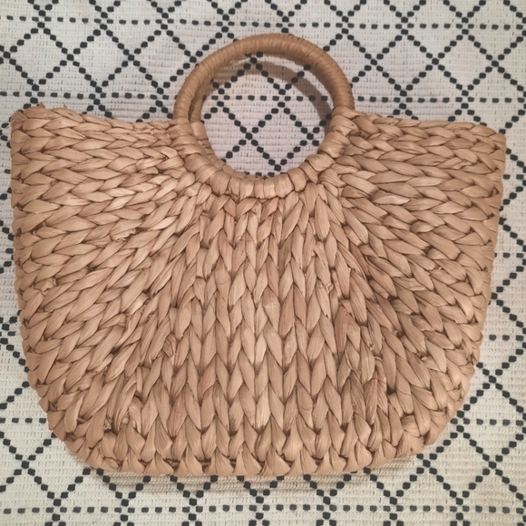 Summer Rattan Bag - Picture 1 of 3